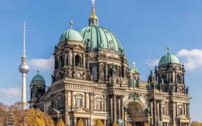 The Ultimate Guide to Pub Crawling in Berlin Mitte